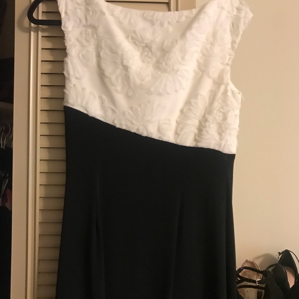 Classy brand new black and white dress